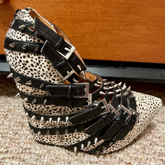 Jeffrey Campbell pony hair spiked strappy wedge heels, sz 8 - Picture 8 of 11